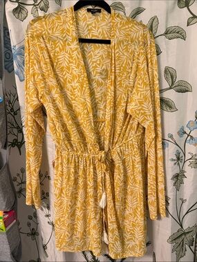AUW Yellow & White Leaf-Print Tie-Waist Swim Coverup